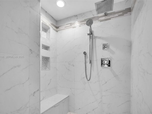 333 Las Olas Way 1705, Fort Lauderdale FL 33301