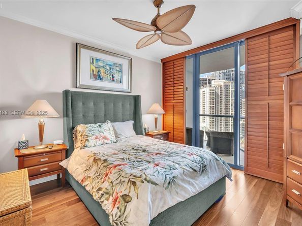 333 Las Olas Way 1705, Fort Lauderdale FL 33301