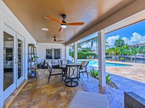 624 Palm Dr, Hallandale Beach FL 33009