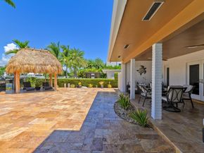 624 Palm Dr, Hallandale Beach FL 33009