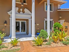 624 Palm Dr, Hallandale Beach FL 33009