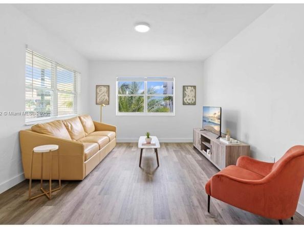 7836 NE Bayshore Ct, Miami FL 33138