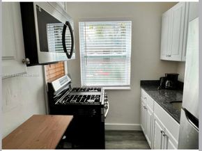 7836 NE Bayshore Ct, Miami FL 33138