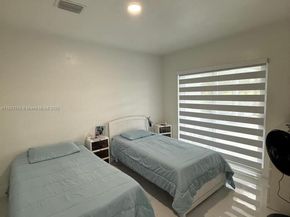 19150 S Saint Andrews Dr, Hialeah FL 33015