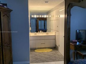 11001 SW 172nd Ter, Miami FL 33157