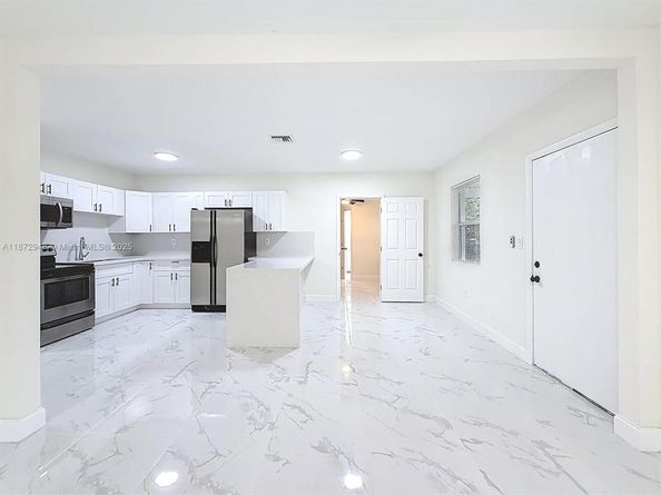 13180 NW 11th Ave, North Miami FL 33168