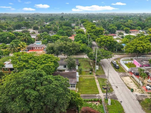 13180 NW 11th Ave, North Miami FL 33168