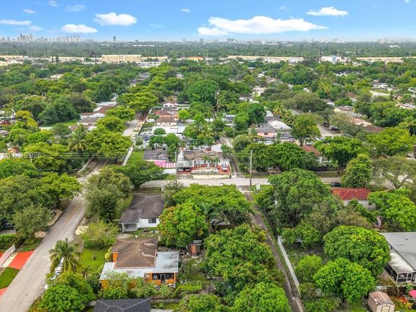 13180 NW 11th Ave, North Miami FL 33168