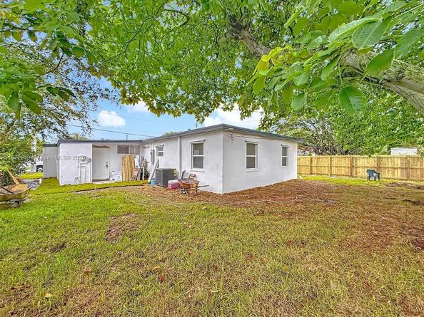 13180 NW 11th Ave, North Miami FL 33168