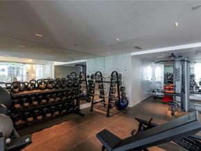 700 NE 25th St 2002, Miami FL 33137