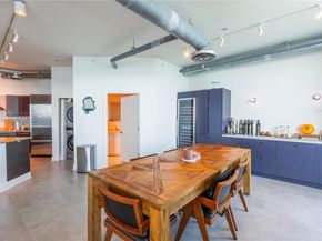 700 NE 25th St 2002, Miami FL 33137