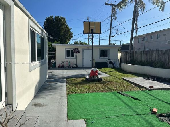 2414 SW 21st Ter, Miami FL 33145
