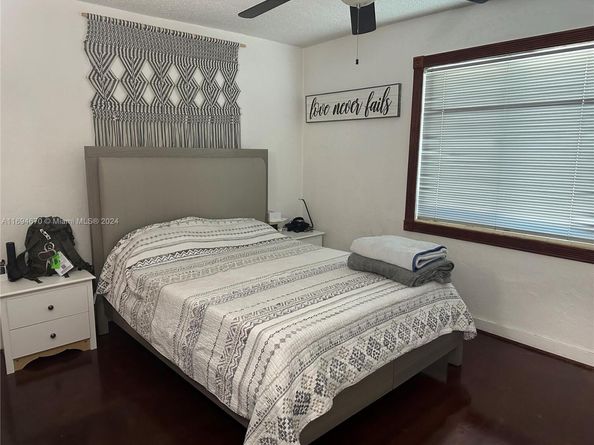 2414 SW 21st Ter, Miami FL 33145