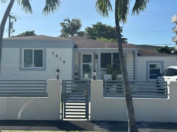 2414 SW 21st Ter