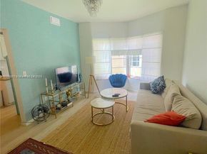 530 15th St 104, Miami Beach FL 33139