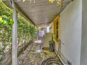 219 SW 6th Ave, Miami FL 33130