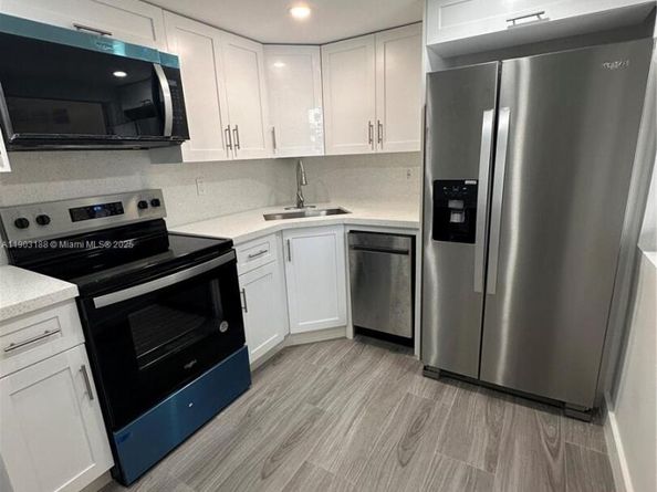 7705 SW 86th St B315, Miami FL 33143