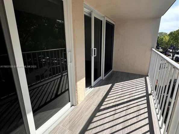 7705 SW 86th St B315, Miami FL 33143