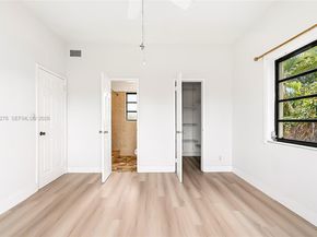 1419 Crest Dr, Lake Worth FL 33461