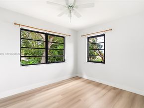 1419 Crest Dr, Lake Worth FL 33461