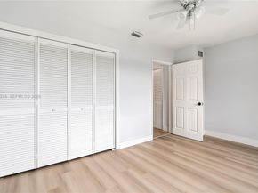 1419 Crest Dr, Lake Worth FL 33461