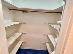 2081 NE 56th St 101, Fort Lauderdale FL 33308