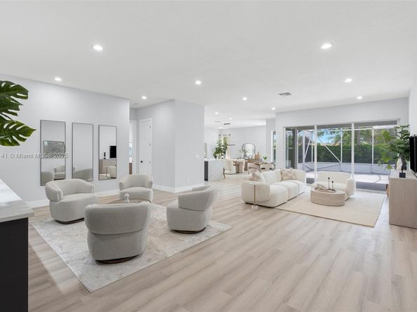 4629 Mariners Cove Dr, Wellington FL 33449