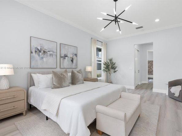 4629 Mariners Cove Dr, Wellington FL 33449