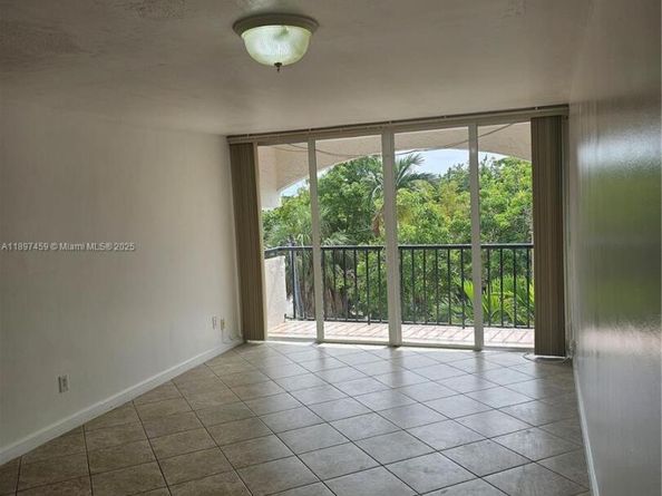 2150 SW 16th Ave 406, Miami FL 33145
