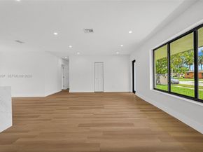 2225 NW 195th St, Miami Gardens FL 33056