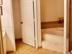 2048 NE 35th Ave, Homestead FL 33033