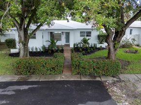 327 SE 2nd Ave, Dania Beach FL 33004