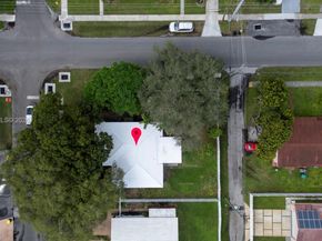 327 SE 2nd Ave, Dania Beach FL 33004