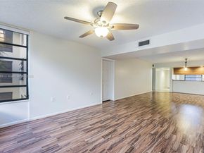 1719 Whitehall Dr 304, Davie FL 33324