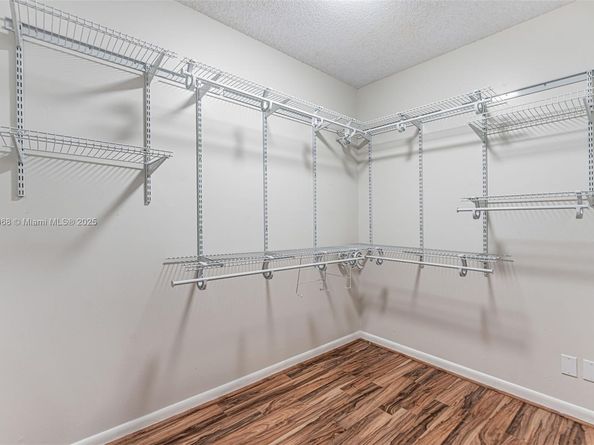 1719 Whitehall Dr 304, Davie FL 33324