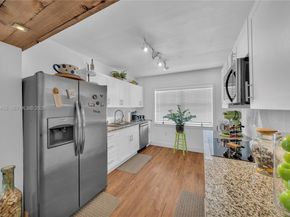 213 W 20th St, Hialeah FL 33010