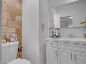 213 W 20th St, Hialeah FL 33010