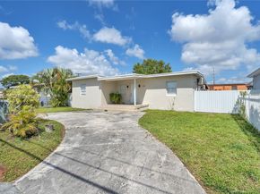 213 W 20th St, Hialeah FL 33010