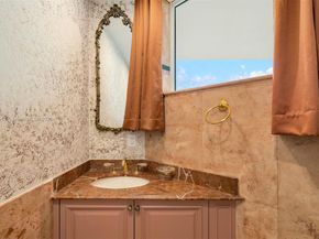 5025 Collins Ave PH1, Miami Beach FL 33140