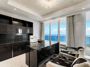 5025 Collins Ave PH1, Miami Beach FL 33140
