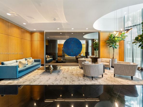5025 Collins Ave PH1, Miami Beach FL 33140