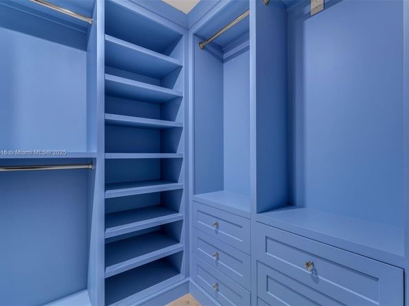 5025 Collins Ave PH1, Miami Beach FL 33140