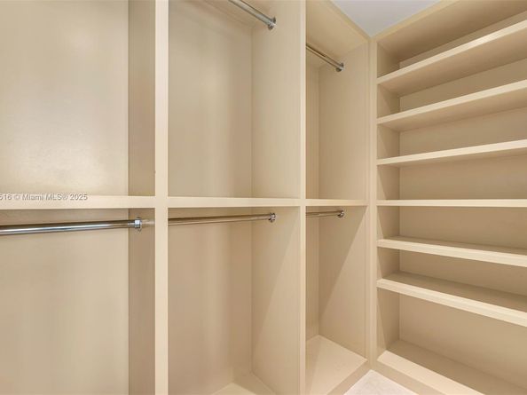 5025 Collins Ave PH1, Miami Beach FL 33140