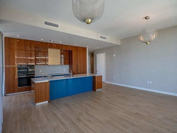 2655 S Bayshore Dr 1212, Coconut Grove FL 33133