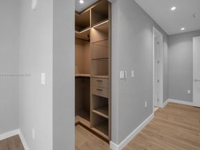 2655 S Bayshore Dr 1212, Coconut Grove FL 33133