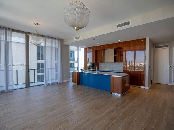 2655 S Bayshore Dr 1212, Coconut Grove FL 33133