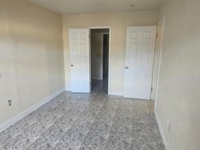 3932 NW 207th St Rd, Miami Gardens FL 33055