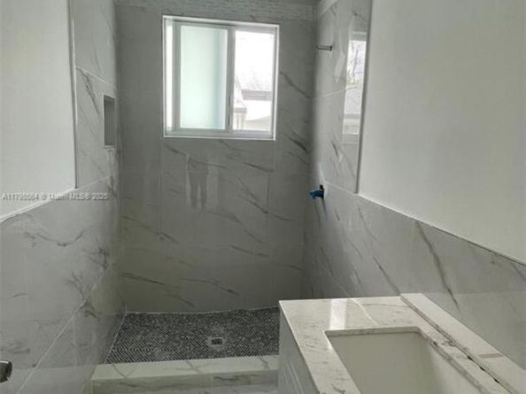 640 SW 12th Ave, Homestead FL 33030