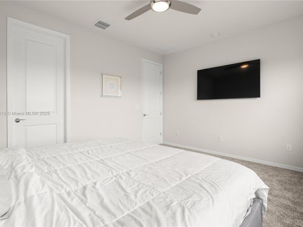 4955 Eucalyptus Dr, Hollywood FL 33021