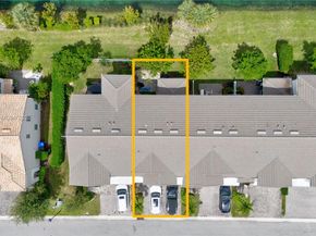 4955 Eucalyptus Dr, Hollywood FL 33021